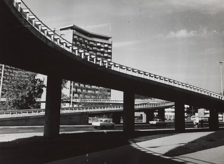 Fragment of Łazienkowska Thoroughfare and the "Torwar" housing estate