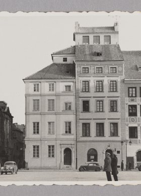 Wylot ulicy Jezuickiej na Rynek Starego Miasta