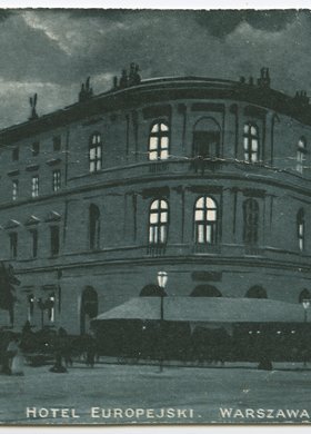 Hotel Europejski nocą