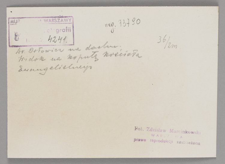 Mieczysław Orłowicz i Maria Szachówna na dachu kamienicy Goldstanda