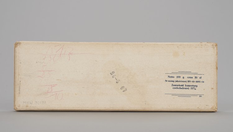 Pudełko po czekoladkach ZPC 22 Lipca d. E. Wedel z abstrakcyjną ilustracją