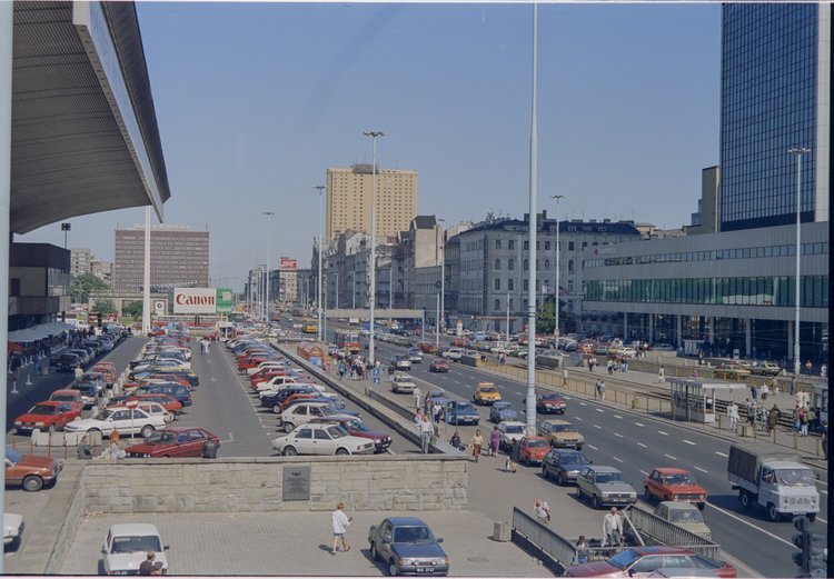 Panorama Alei Jerozolimskich przy Dworcu Centralnym