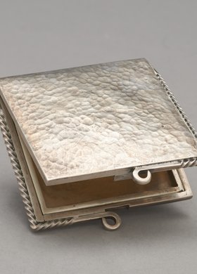 Puderniczka kwadratowa