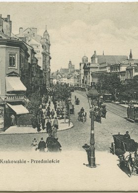 Krakowskie Przedmieście w rejonie wylotu ulicy Trębackiej