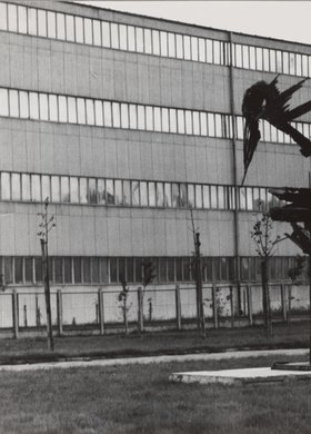 To Children Who Died for Warszawa, a sculpture by Ewelina Michalska, the First Biennale of Metal Sculpture