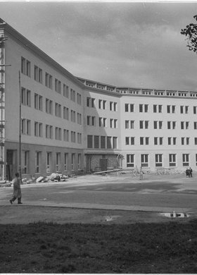 Gmach Centralnej Rady Związków Zawodowych przy ulicy Kopernika