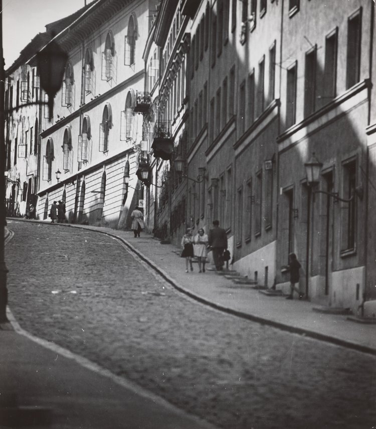Bednarska St.