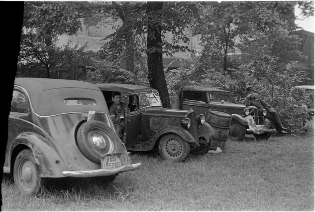 Park samochodowy Zgrupowania AK "Krybar"