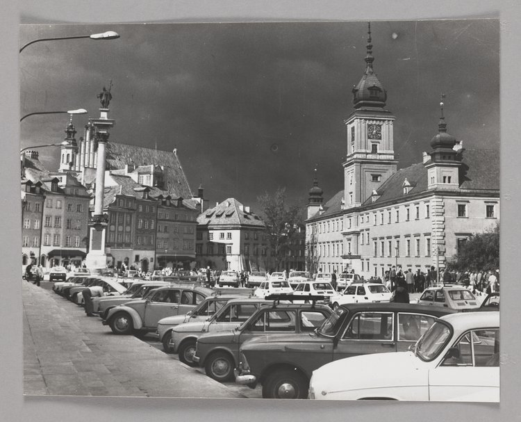 Widok na plac Zamkowy