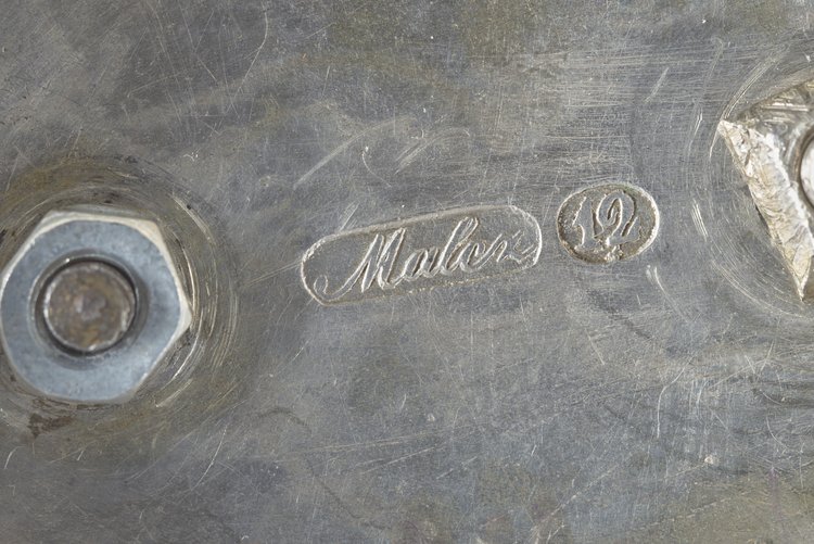 Solniczka z łabędziem