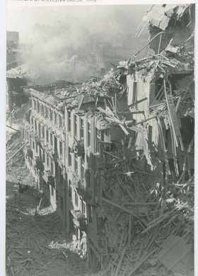 Ruiny zabudowy przy ulicy Wspólnej