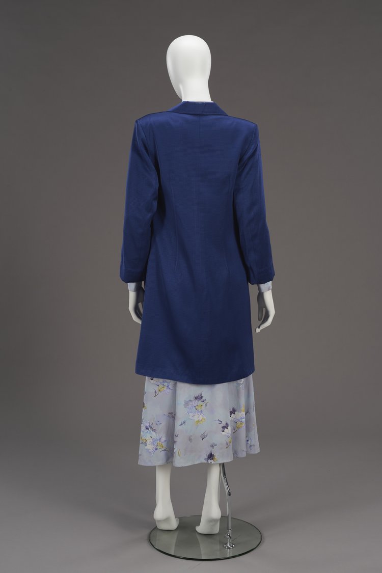 Kostium damski w kolorze niebieskim