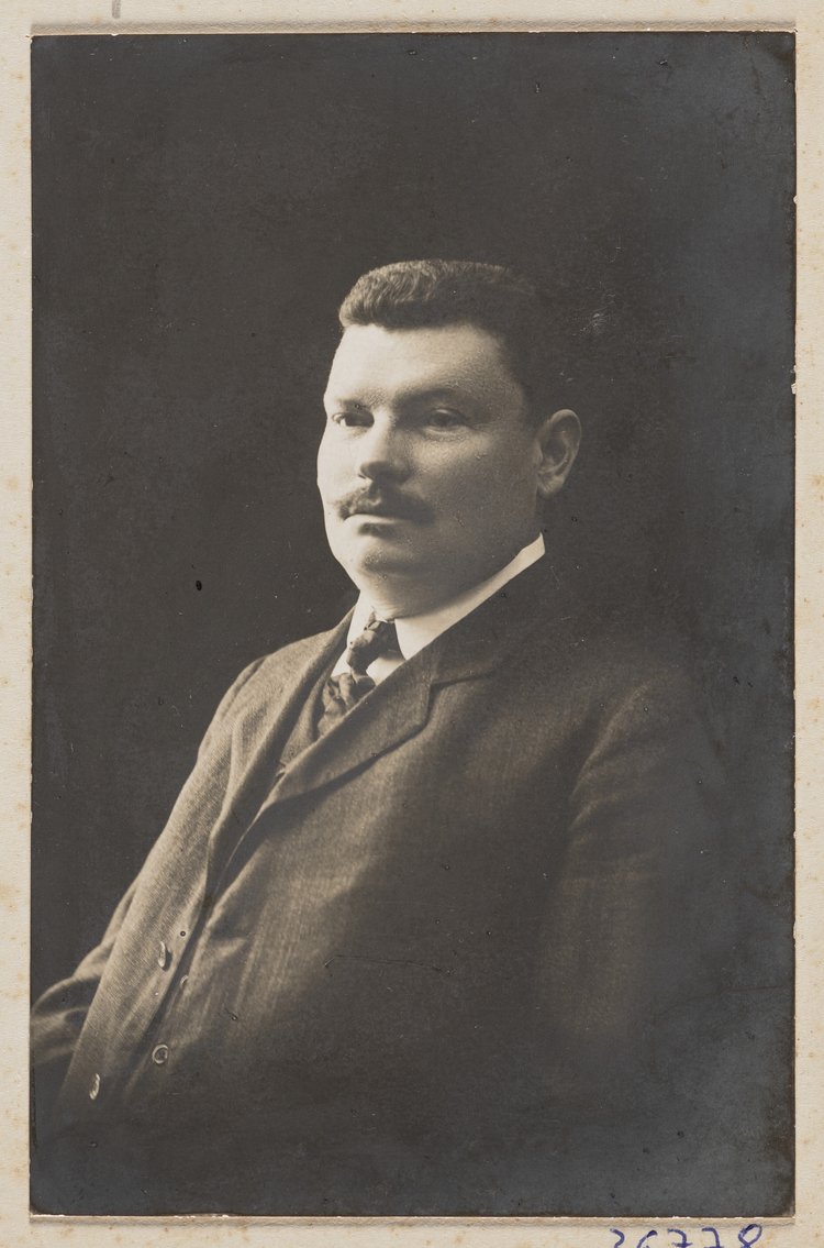 Album szkoły żeńskiej Leonii Rudzkiej