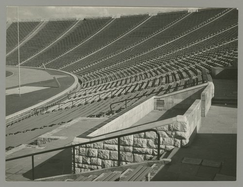 Stadion Dziesięciolecia - trybuny