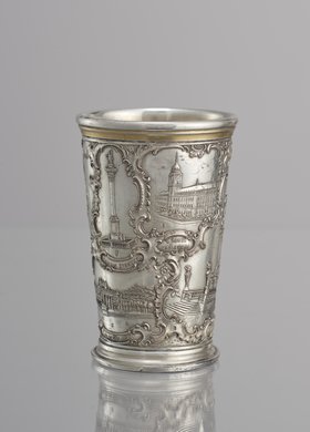 Kubek pamiątkowy z widokami zabytków Warszawy