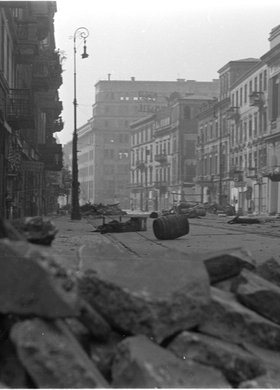 Nowy Świat od wylotu ulicy Pierackiego (Foksal)