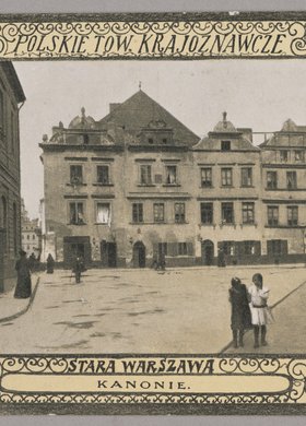 Północna pierzeja zabudowy ulicy Kanonii