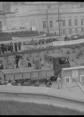 Uroczystości propagandowe na Mariensztacie