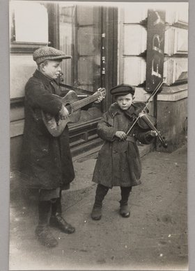 Uliczna kapela dziecięca