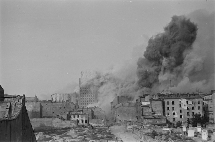 Wybuch pocisku w gmachu Towarzystwa Ubezpieczeń "Prudential"