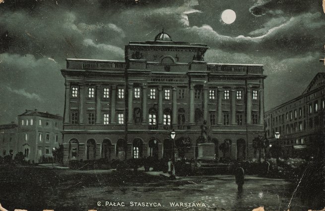 Pałac Staszica nocą
