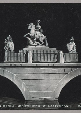 Pomnik Jana III Sobieskiego nocą