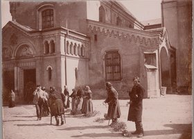 Brandel, Konrad (1838–1920), warszawski fotograf i wynalazca fotorewolweru – aparatu do zdjęć momentalnych