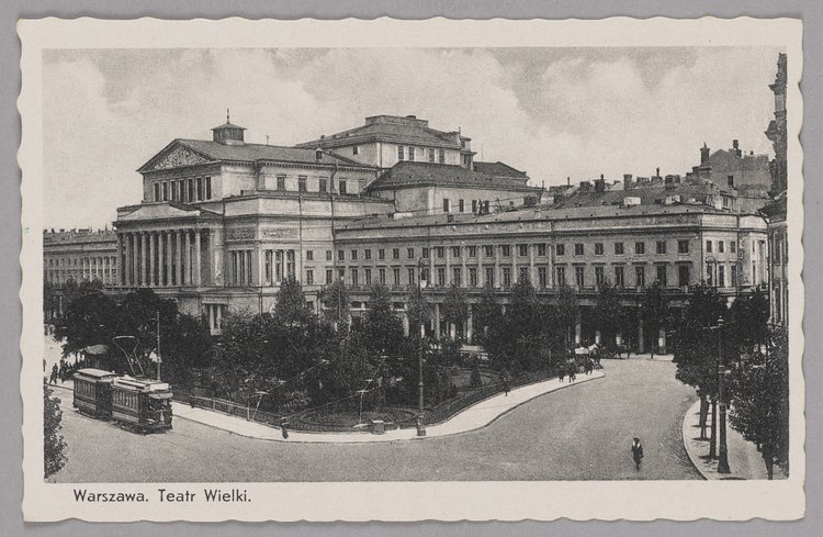 Plac Teatralny z gmachem Teatru Wielkiego