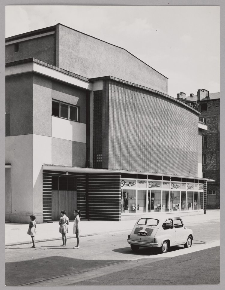 Kino Skarpa przy ulicy Kopernika, widok zewnętrzny