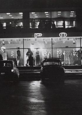 Moda Polska [Polish Fashion] Store on Bolesława Prusa Street