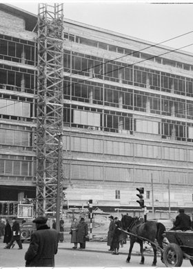 Budowa Centralnego Domu Towarowego w Alejach Jerozolimskich