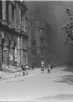 Pożar kamienic przy ulicy Jasnej