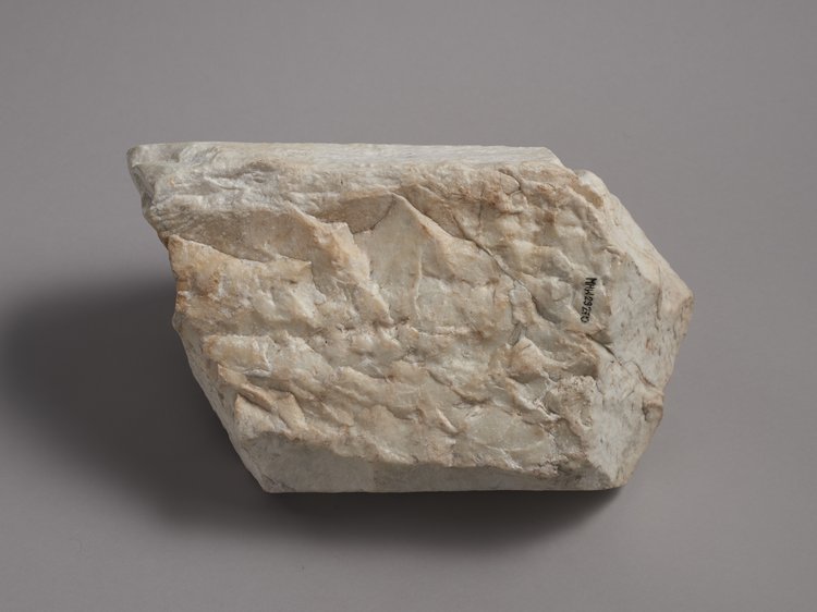 Detal architektoniczny z soboru św. Aleksandra Newskiego na placu Saskim