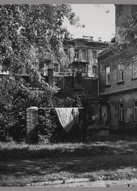 Podwórze przy ulicy Białostockiej 36