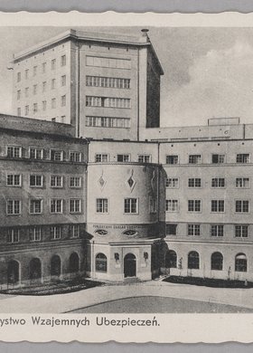 Budynek Powszechnego Zakładu Ubezpieczeń Wzajemnych przy ulicy Mikołaja Kopernika