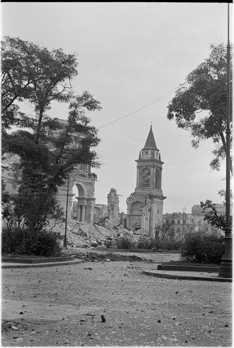 Ruiny kościoła św. Aleksandra