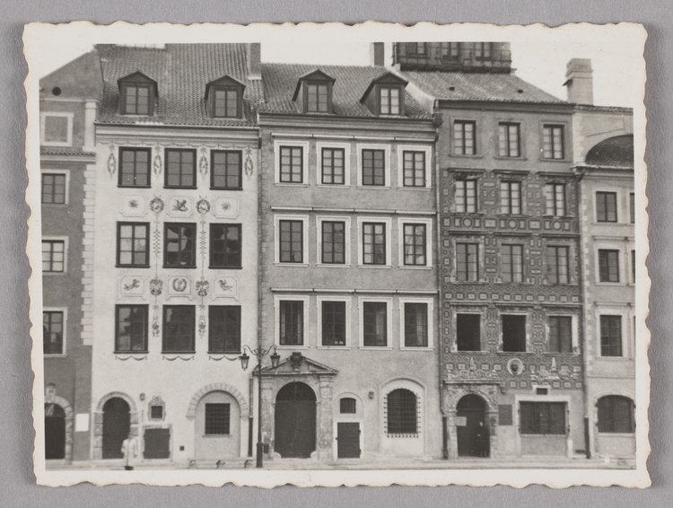 Kamienice po stronie Dekerta przy Rynku Starego Miasta