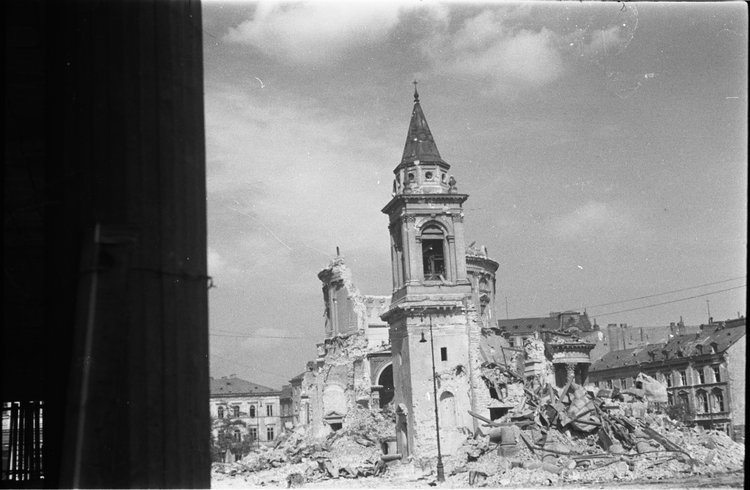 Ruiny kościoła św. Aleksandra