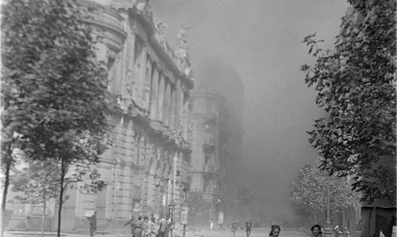 Pożar kamienic przy ulicy Jasnej