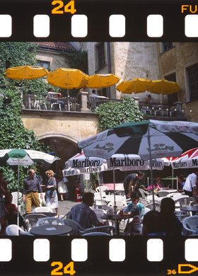 Ogródek kawiarni Lapidarium na Starym Mieście
