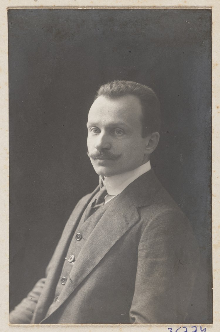 Album szkoły żeńskiej Leonii Rudzkiej