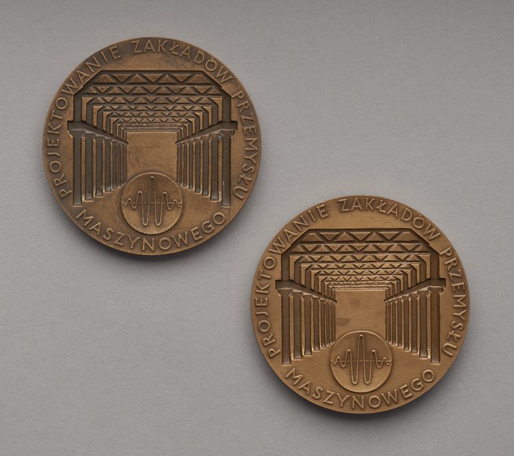 Dwa medale Projektowanie Zakładów Przemysłu Maszynowego Bipromasz d. Prozamet Bepes