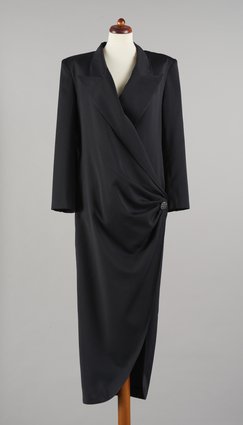 Suknia płaszczowa w stylu Yves Saint Laurenta