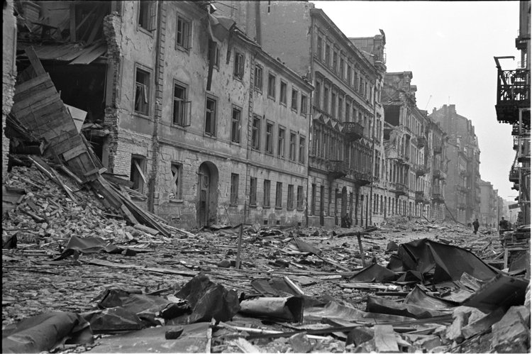 Zniszczenia zabudowy przy ulicy Śliskiej