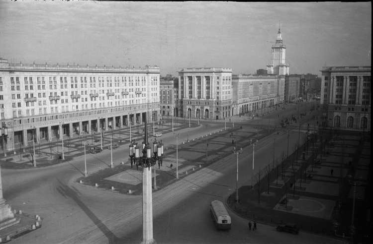 Marszałkowska Dzielnica Mieszkaniowa, plac Konstytucji