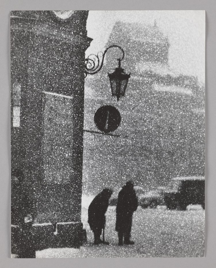 Fragment Starego Miasta zimą