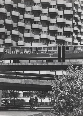 Fragment of Łazienkowska Thoroughfare