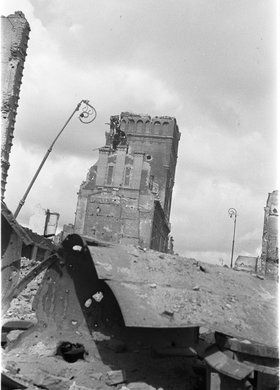 Ruiny zabudowy przy ulicy Zielnej