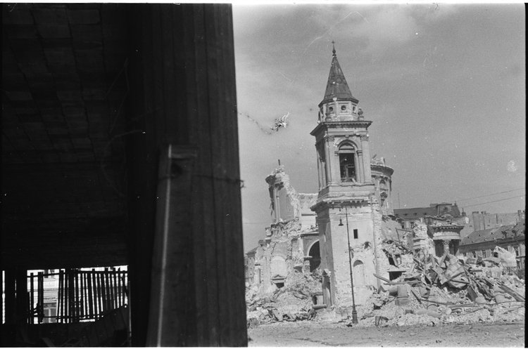 Ruiny kościoła św. Aleksandra