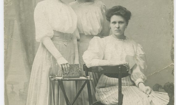 Portret sióstr Władysławy, Heleny i Marii Przedmolskich